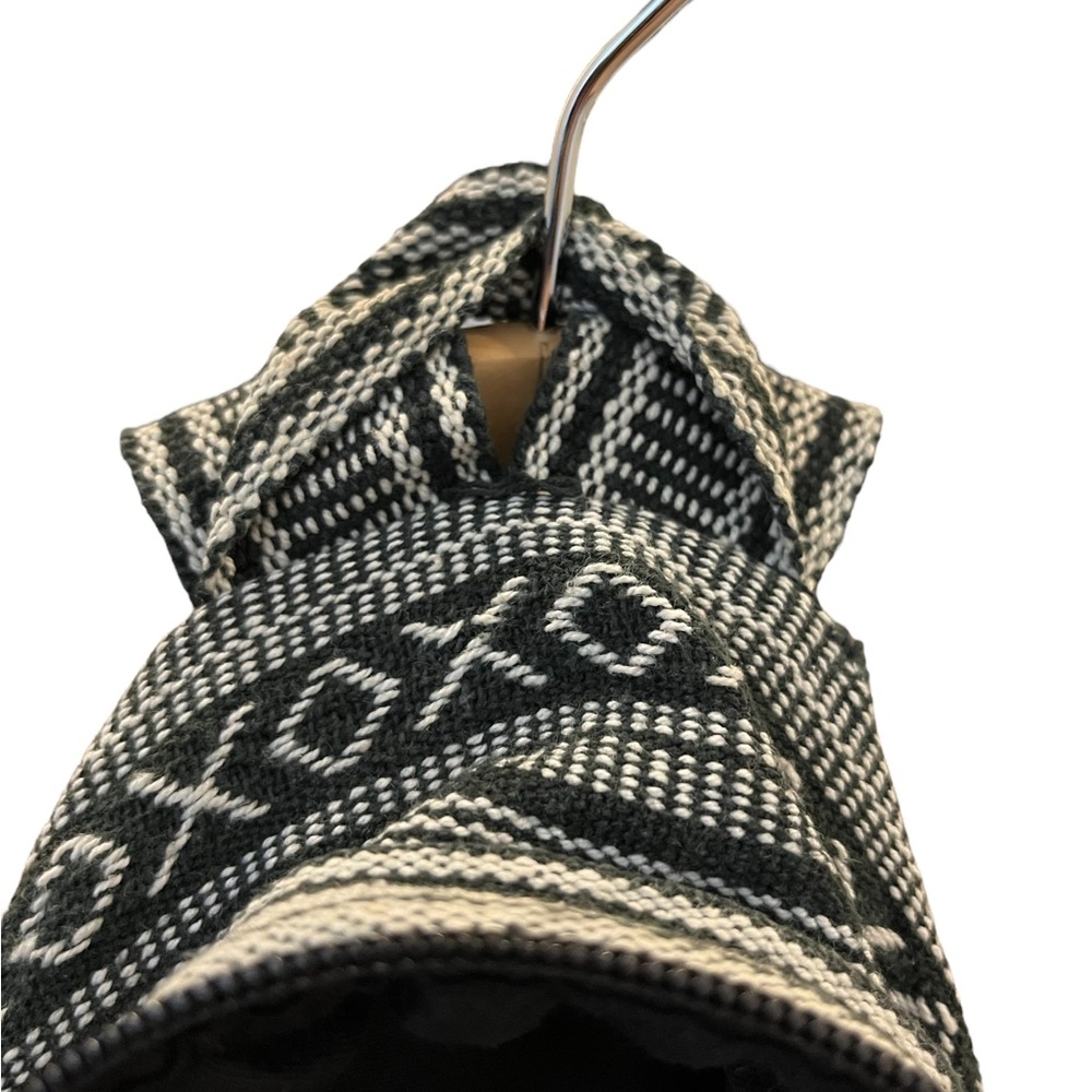 Mini Aztec Blanket Backpack - Picture 4 of 14